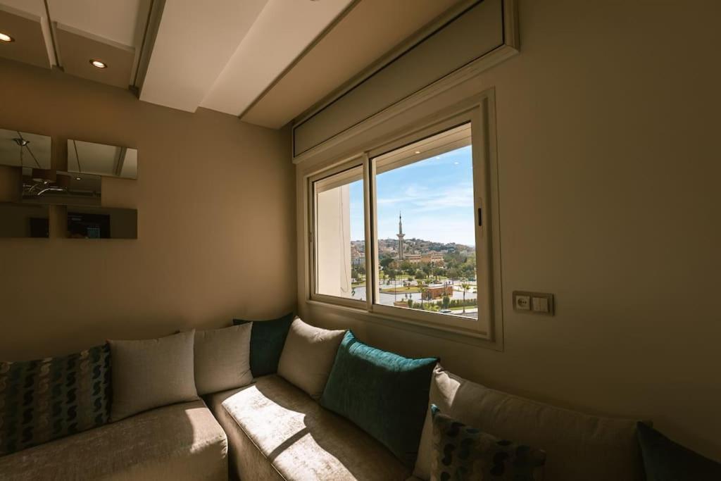 Central 2-Bedrooms Near Beach & Dining Tanger Ngoại thất bức ảnh