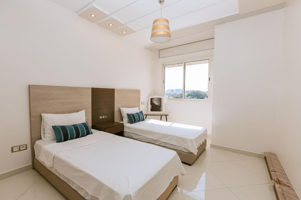 Central 2-Bedrooms Near Beach & Dining Tanger Ngoại thất bức ảnh