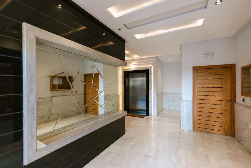 Central 2-Bedrooms Near Beach & Dining Tanger Ngoại thất bức ảnh